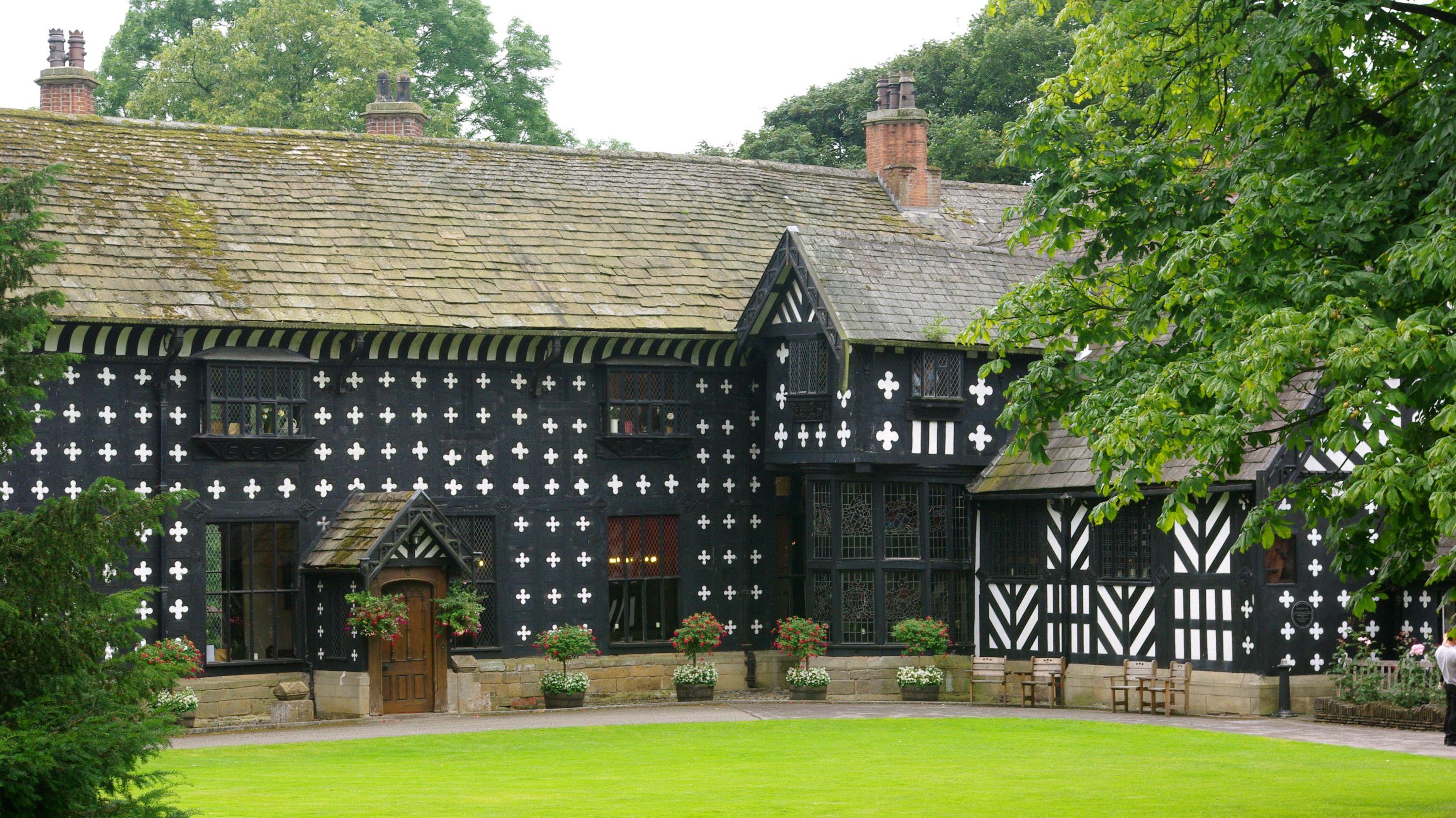 By Andrew Mathewson, CC BY-SA 2.0, https://commons.wikimedia.org/w/index.php?curid=11793668